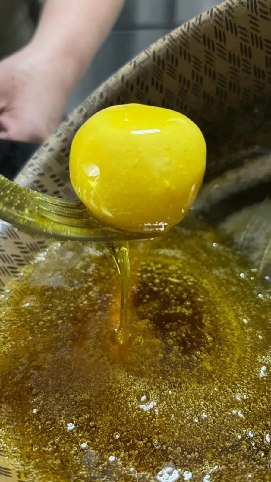 Bala de Coco Caramelizada artesanal Vivi Chocomel